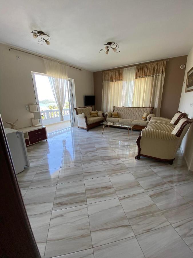 Vila Mare Mateo 사밀 외부 사진